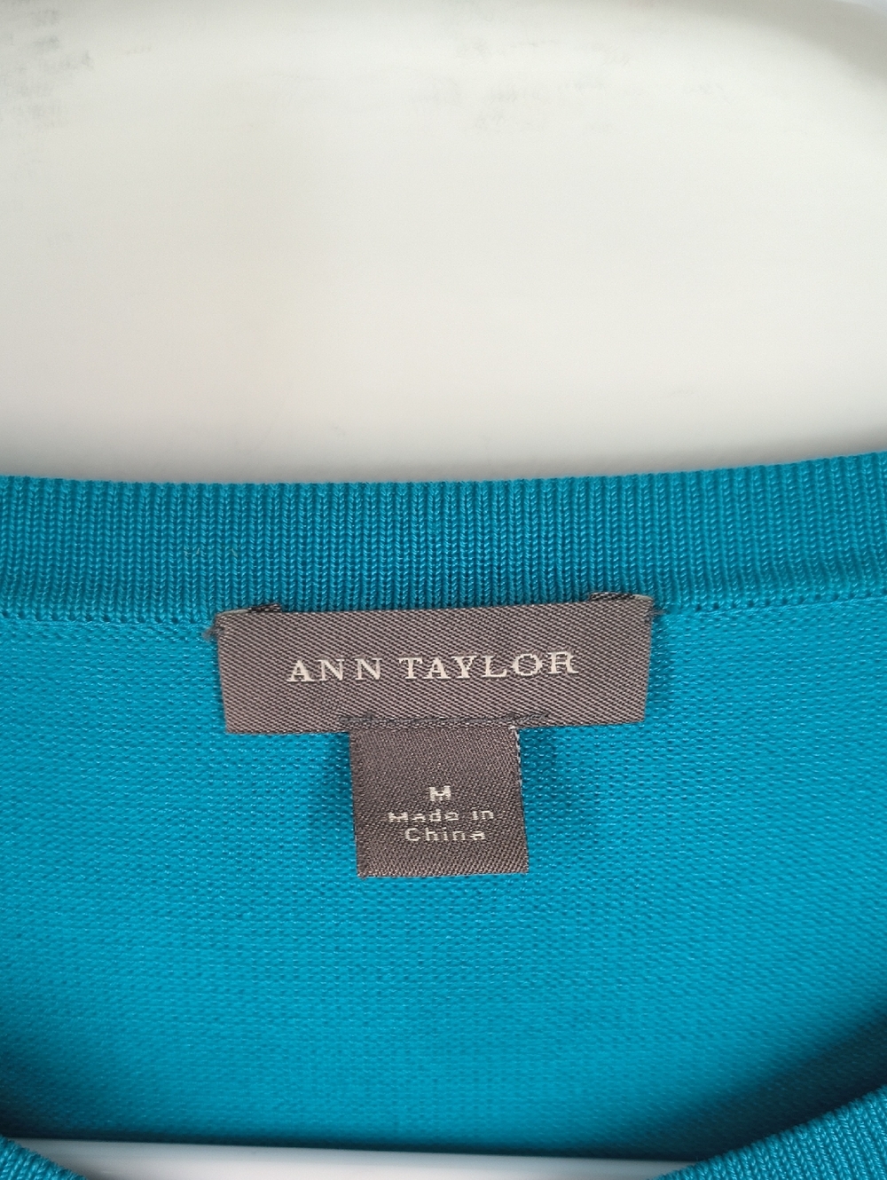 Ann Taylor Retro Silk Blend Floral 3/4 Sleeves Cropped Cardigan Size Medium - Picture 3 of 10